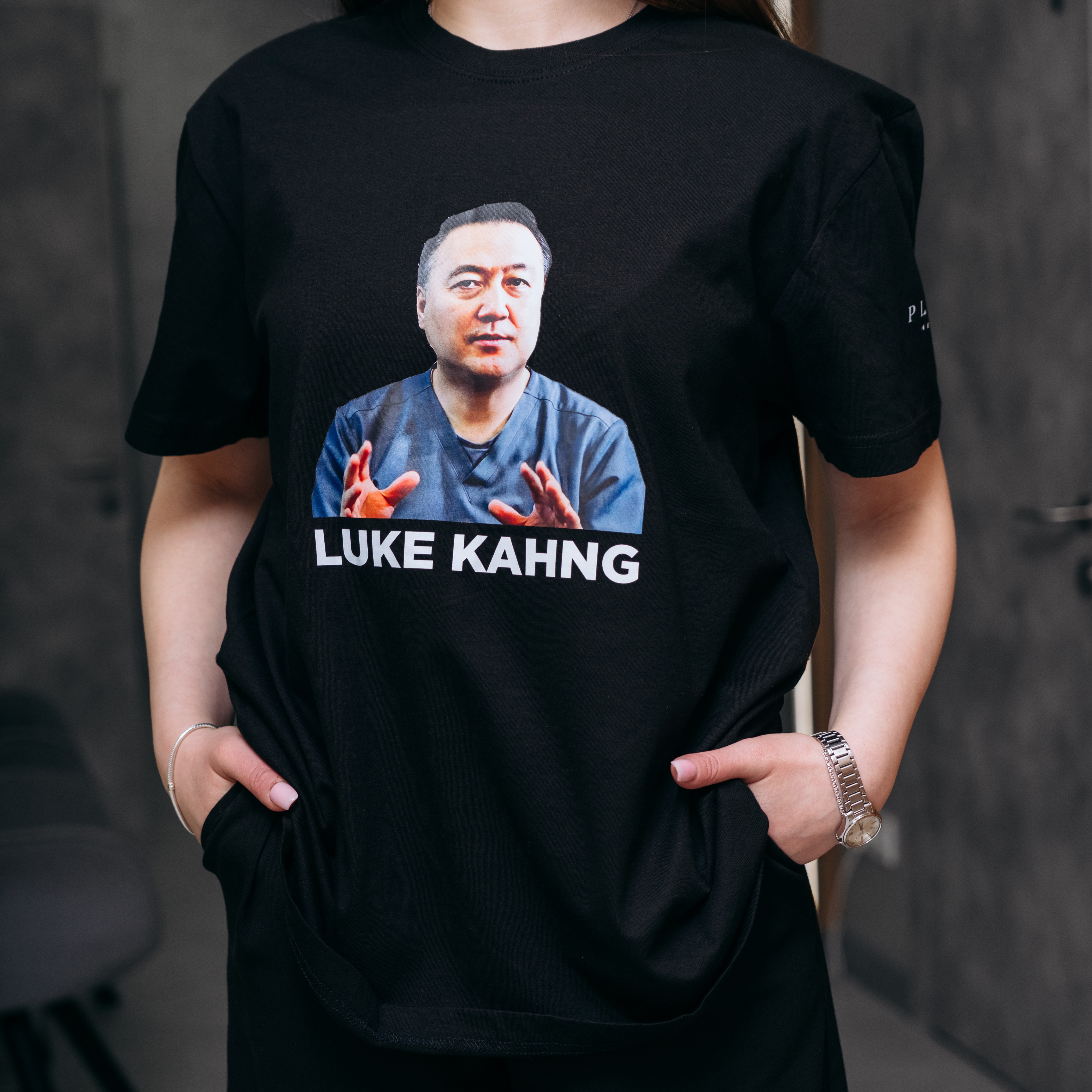 Футболка Luke Kahng